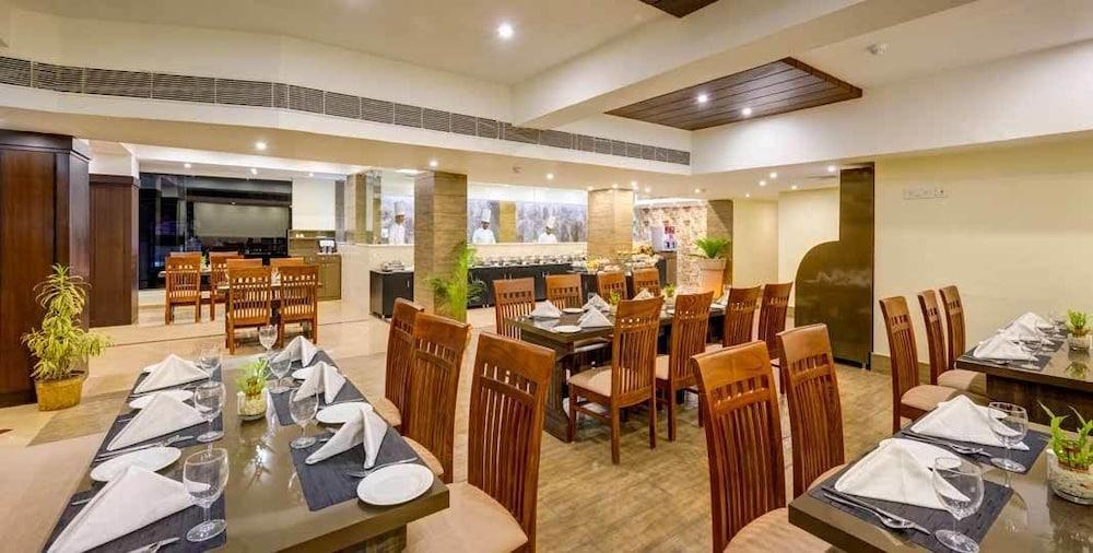 Cygnett Inn Repose Γουβαχάτι Εξωτερικό φωτογραφία
