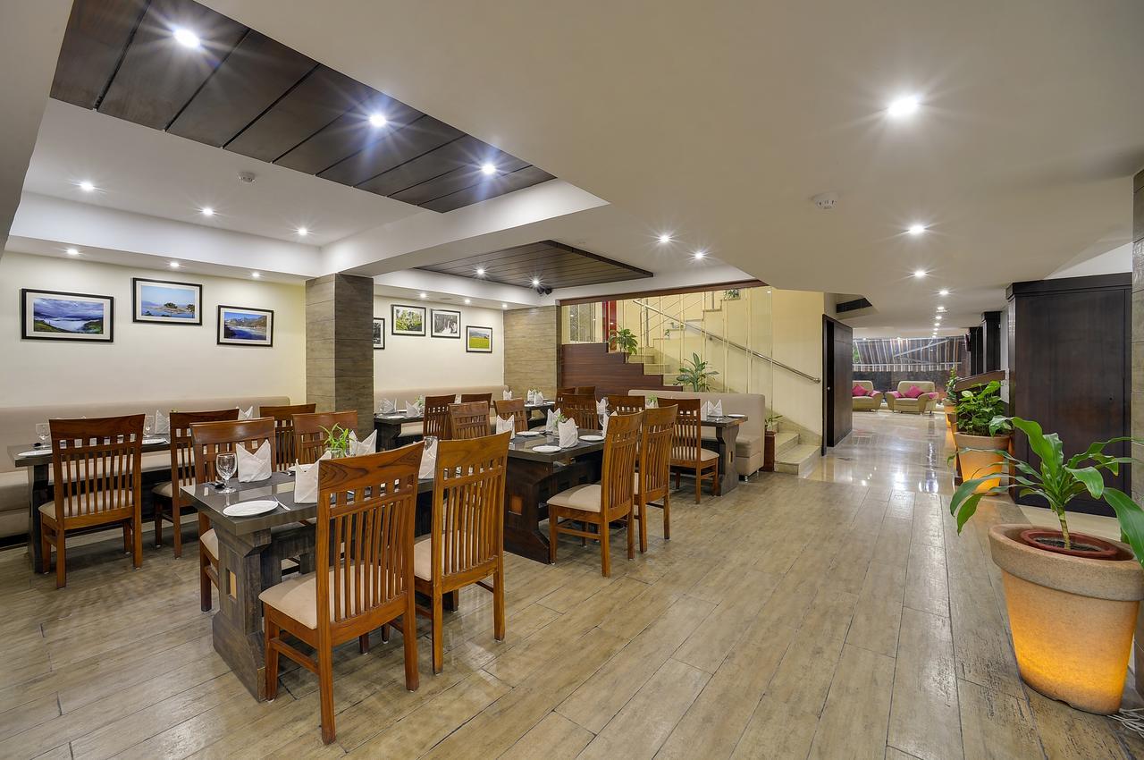 Cygnett Inn Repose Γουβαχάτι Εξωτερικό φωτογραφία